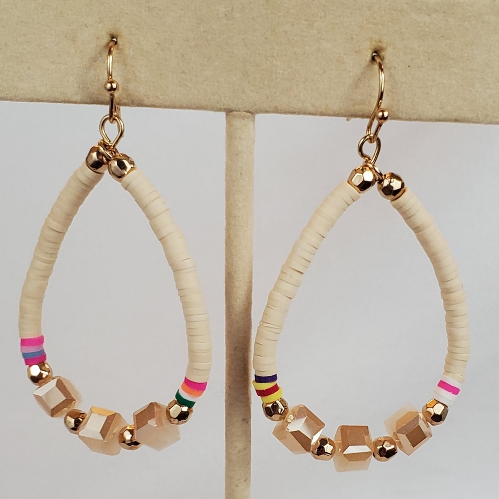 Teardrop shaped earrings natural beads